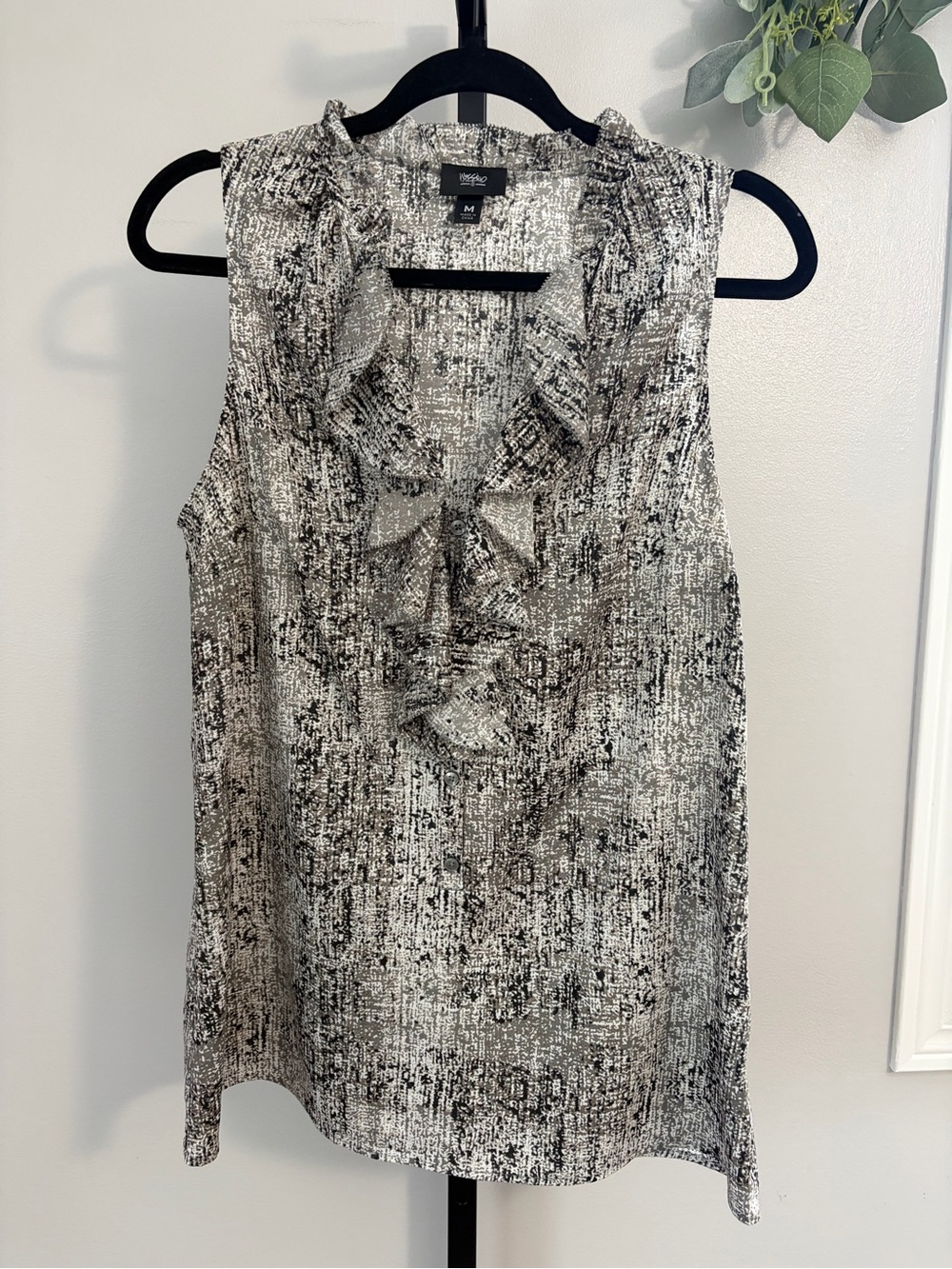 Mossimo Textured Look Ruffle Neck Sleeveless Top - Gray & Black - Picture 3 of 16